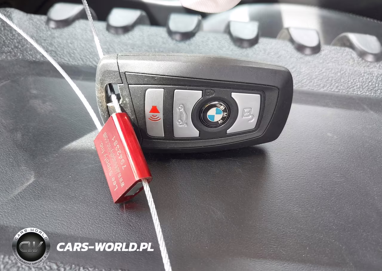2016 BMW X3 xDrive28I VIN:5UXWX9C52G0D82786 - 11