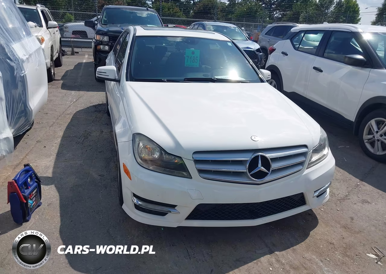 2013 Mercedes-Benz C 250 Sport VIN:WDDGF4HB5DR258127 - 6