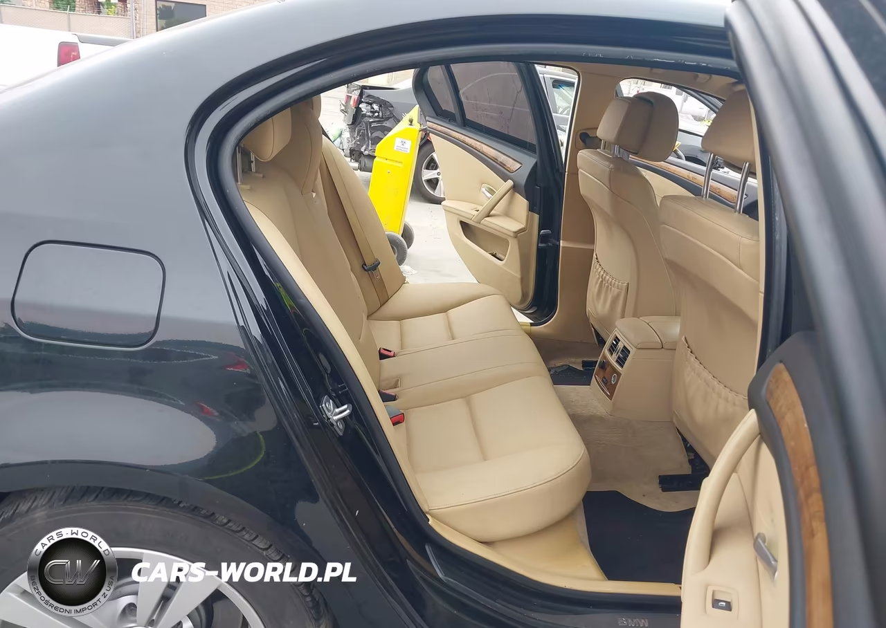 2010 BMW 528I VIN:WBANU5C54AC129290 - 8