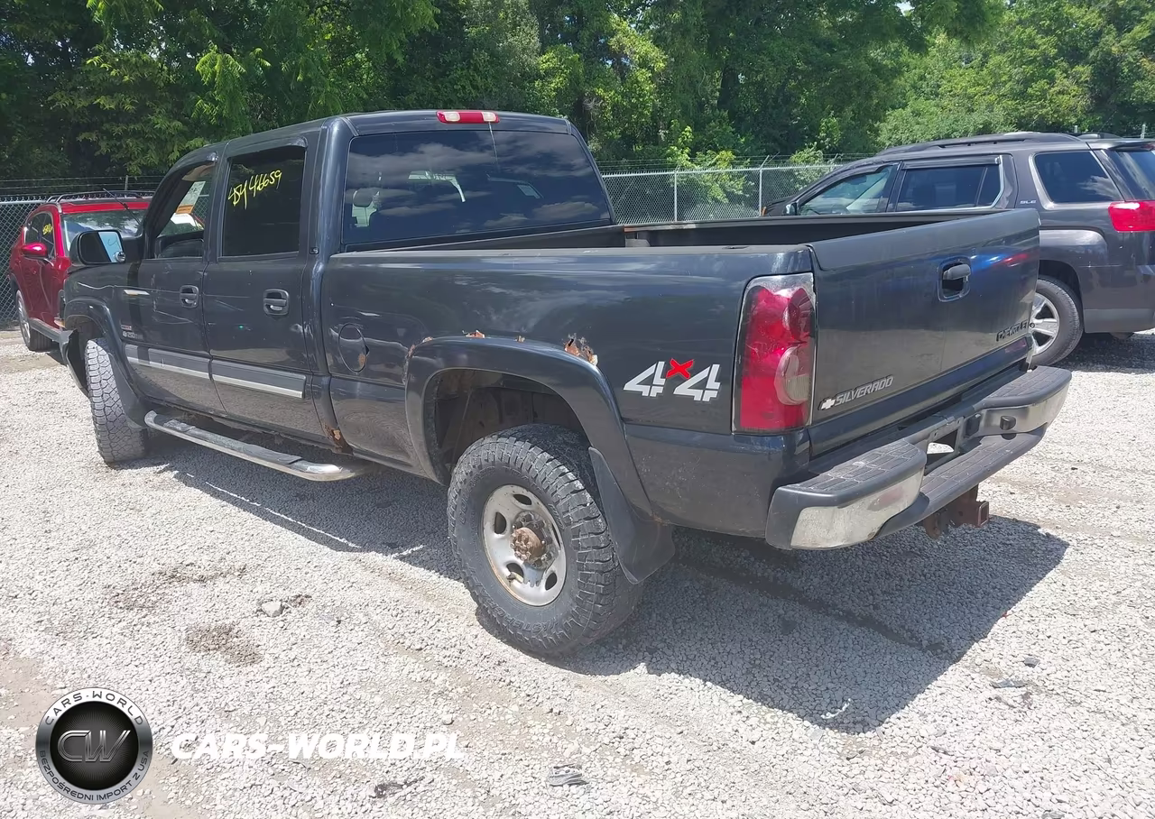 2005 Chevrolet Silverado 2500Hd Ls VIN:1GCHK23225F868494 - 3