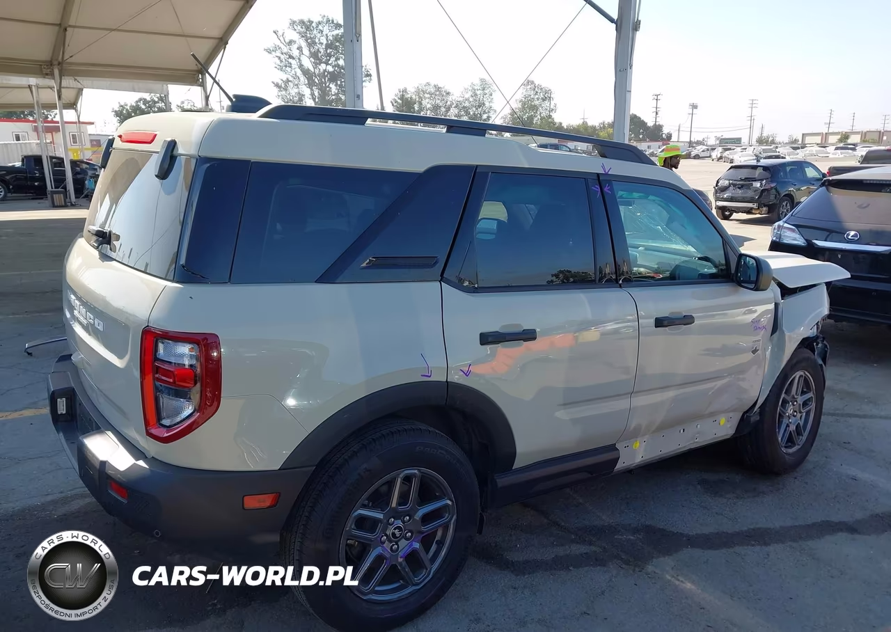 2025 Ford Bronco Sport Big Bend VIN:3FMCR9BN2SRE74420 - 14
