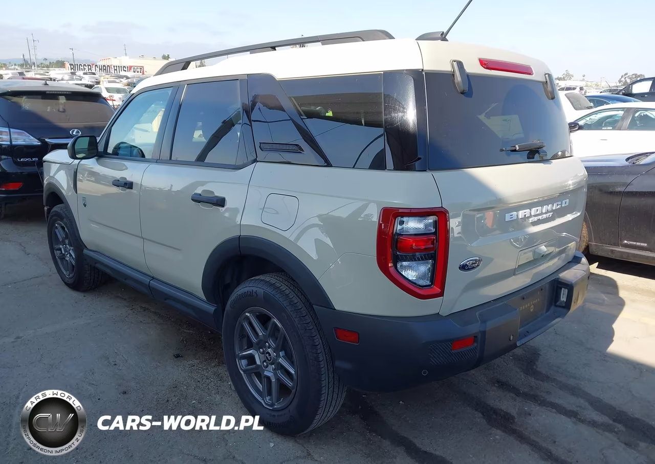 2025 Ford Bronco Sport Big Bend VIN:3FMCR9BN2SRE74420 - 3