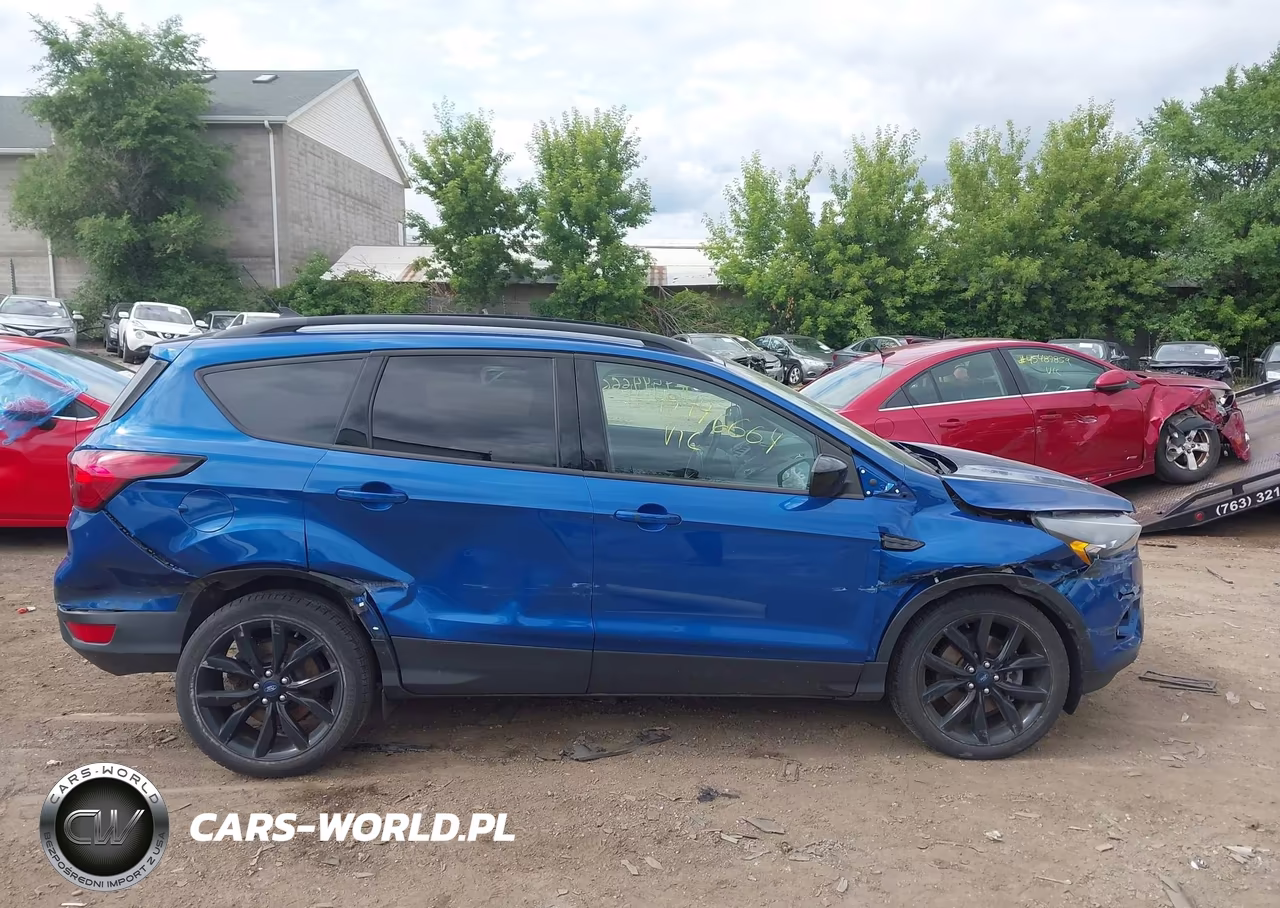 2019 Ford Escape Se VIN:1FMCU9GD2KUB03944 - 13