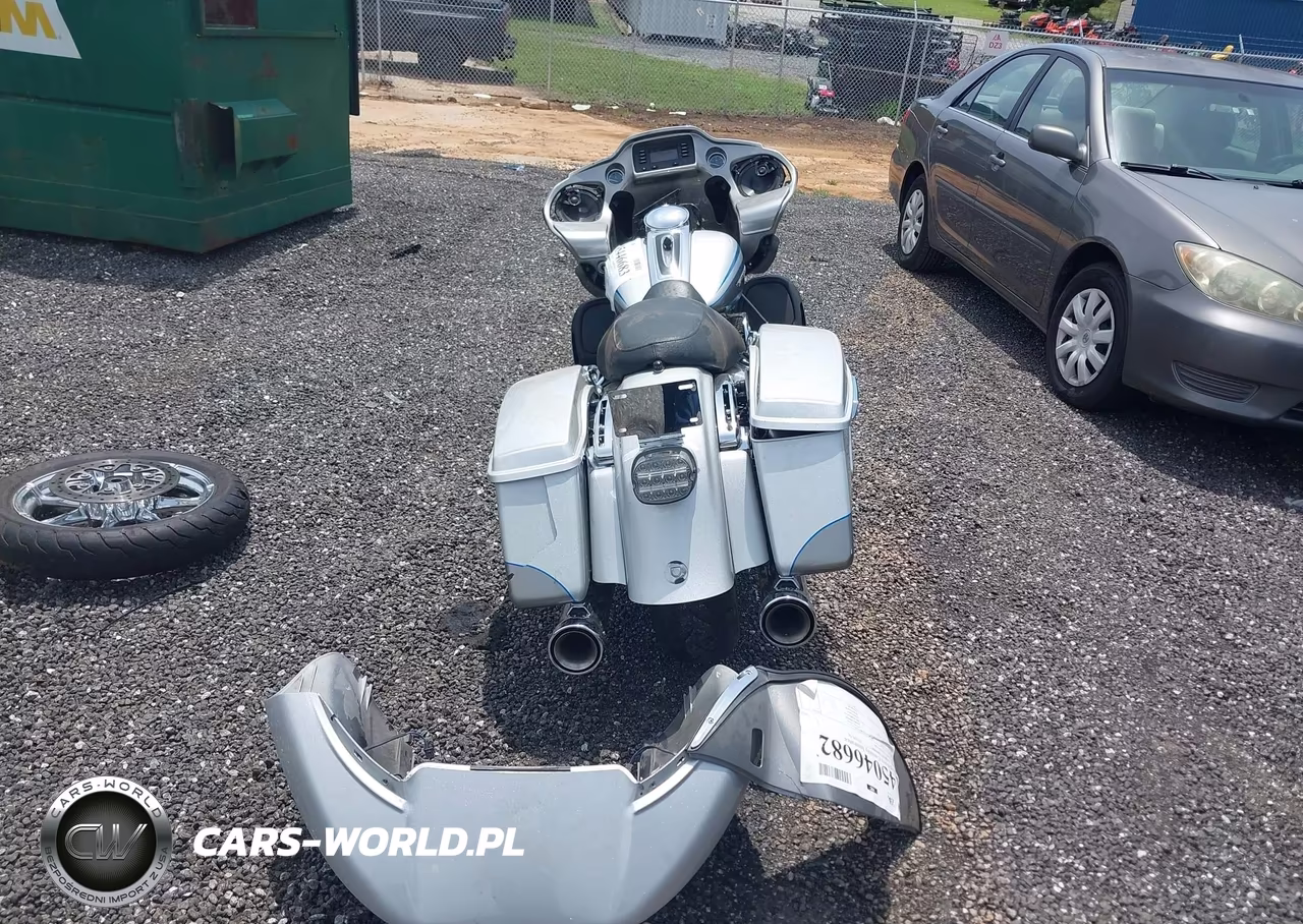2016 Harley-Davidson Fltruse Cvo Road Glide VIN:1HD1TAN18GB959288 - 6