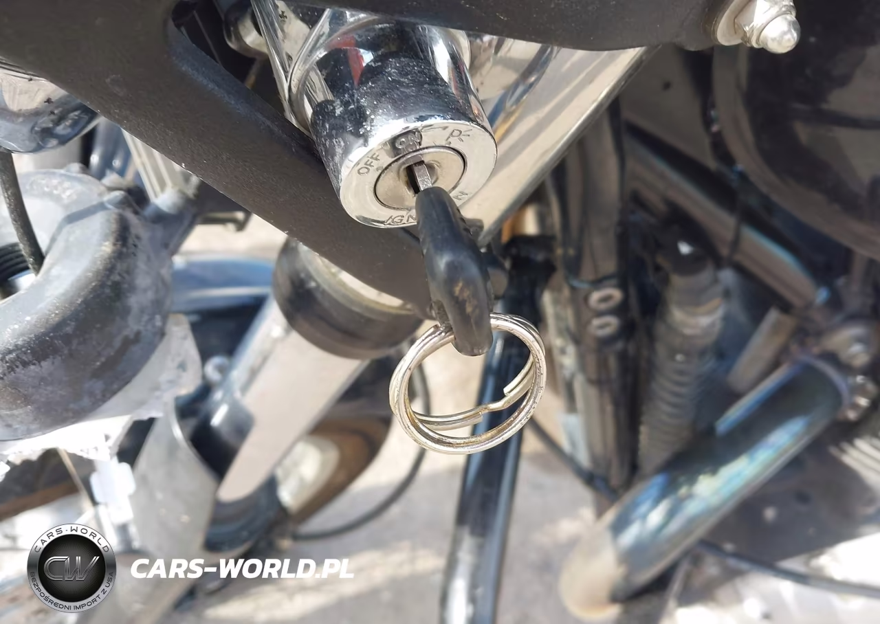 2014 Triumph Motorcycle Thruxton VIN:SMT920K1XET641414 - 11