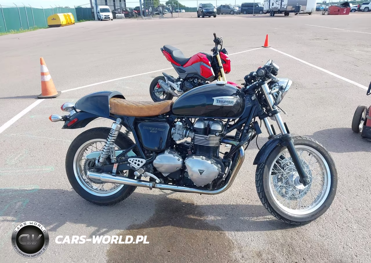 2014 Triumph Motorcycle Thruxton VIN:SMT920K1XET641414 - 12