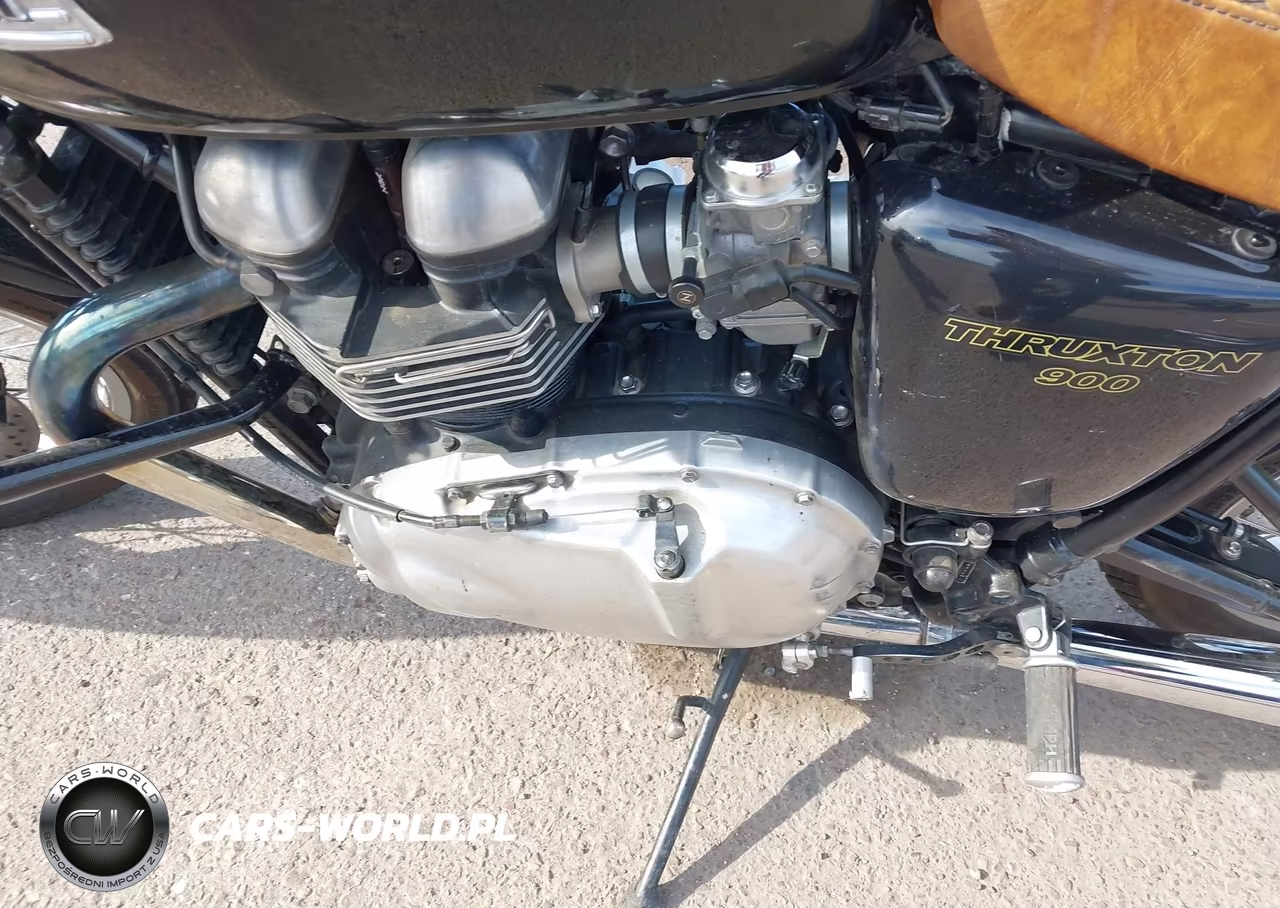 2014 Triumph Motorcycle Thruxton VIN:SMT920K1XET641414 - 9