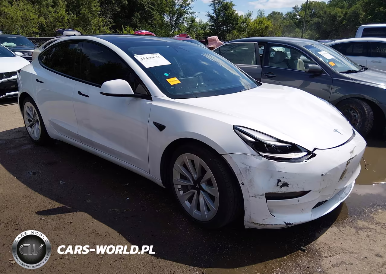 2021 Tesla Model 3 Standard Range Plus Rear-Wheel Drive