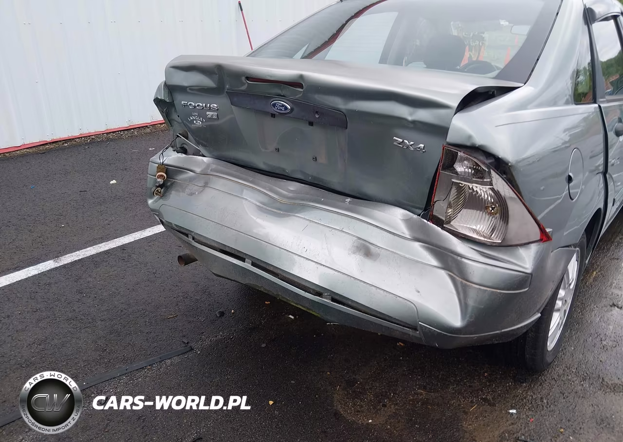 2005 Ford Focus Zx4 VIN:1FAFP34N65W256294 - 16