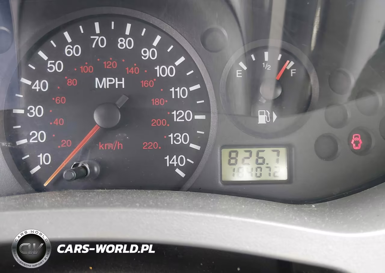 2005 Ford Focus Zx4 VIN:1FAFP34N65W256294 - 7
