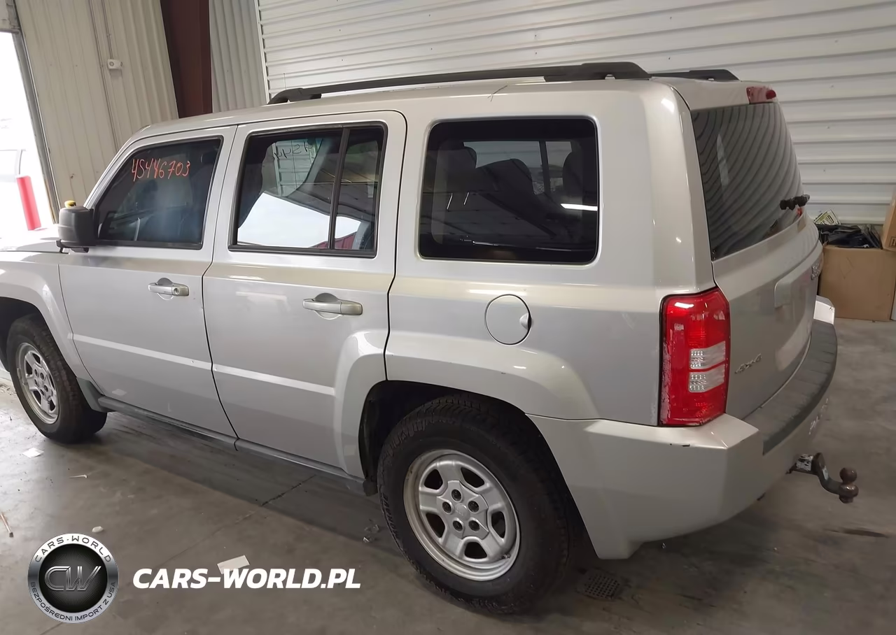 2010 Jeep Patriot Sport VIN:1J4NF2GB8AD530700 - 3