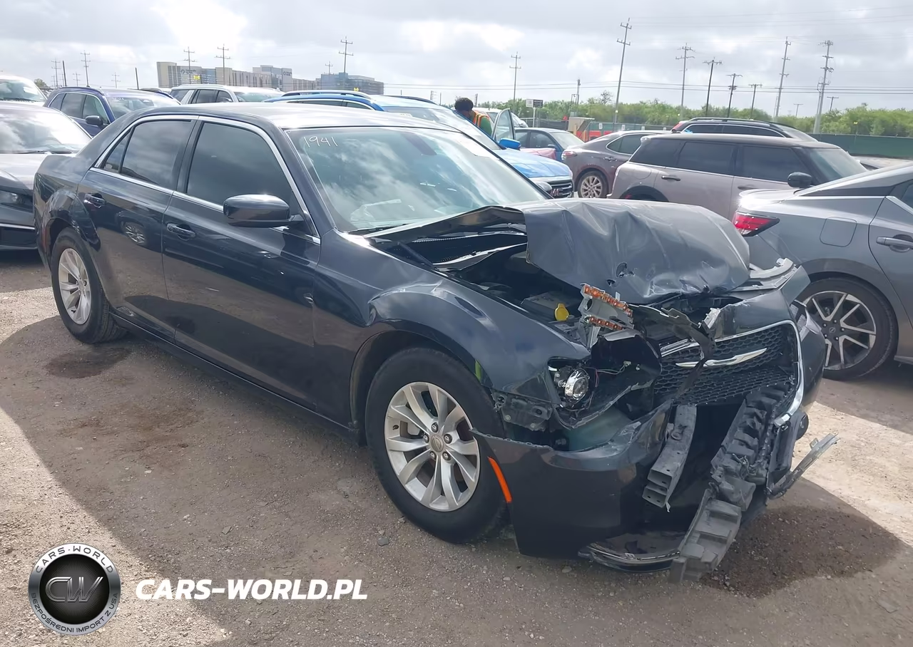 2016 Chrysler 300 Limited