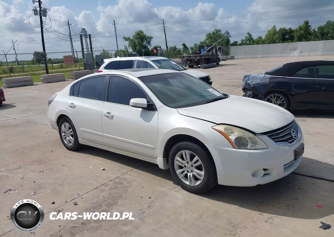 2012 Nissan Altima 2.5 S – zdjęcie 1 z 11