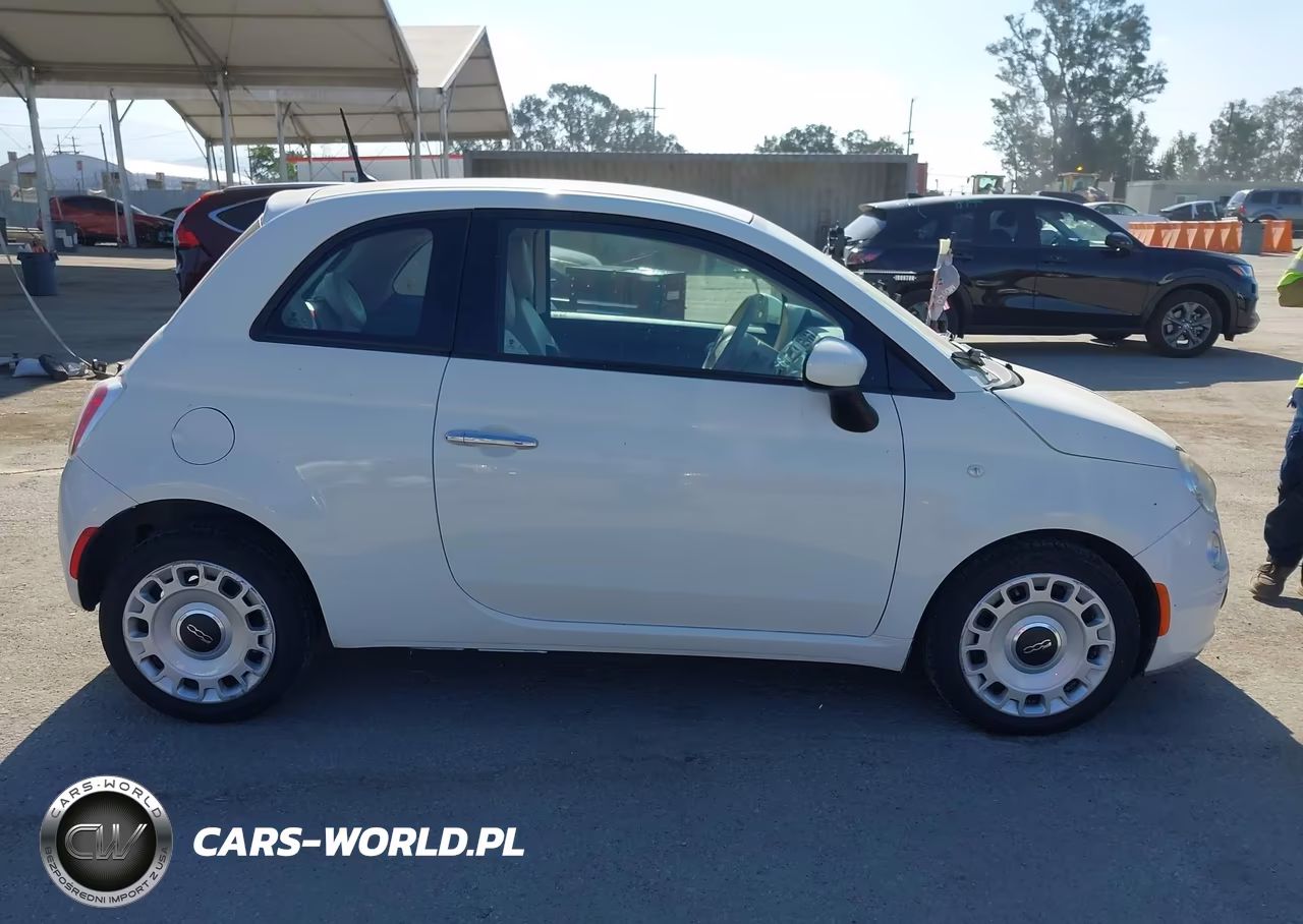 2015 Fiat 500 Pop VIN:3C3CFFAR1FT545328 - 13