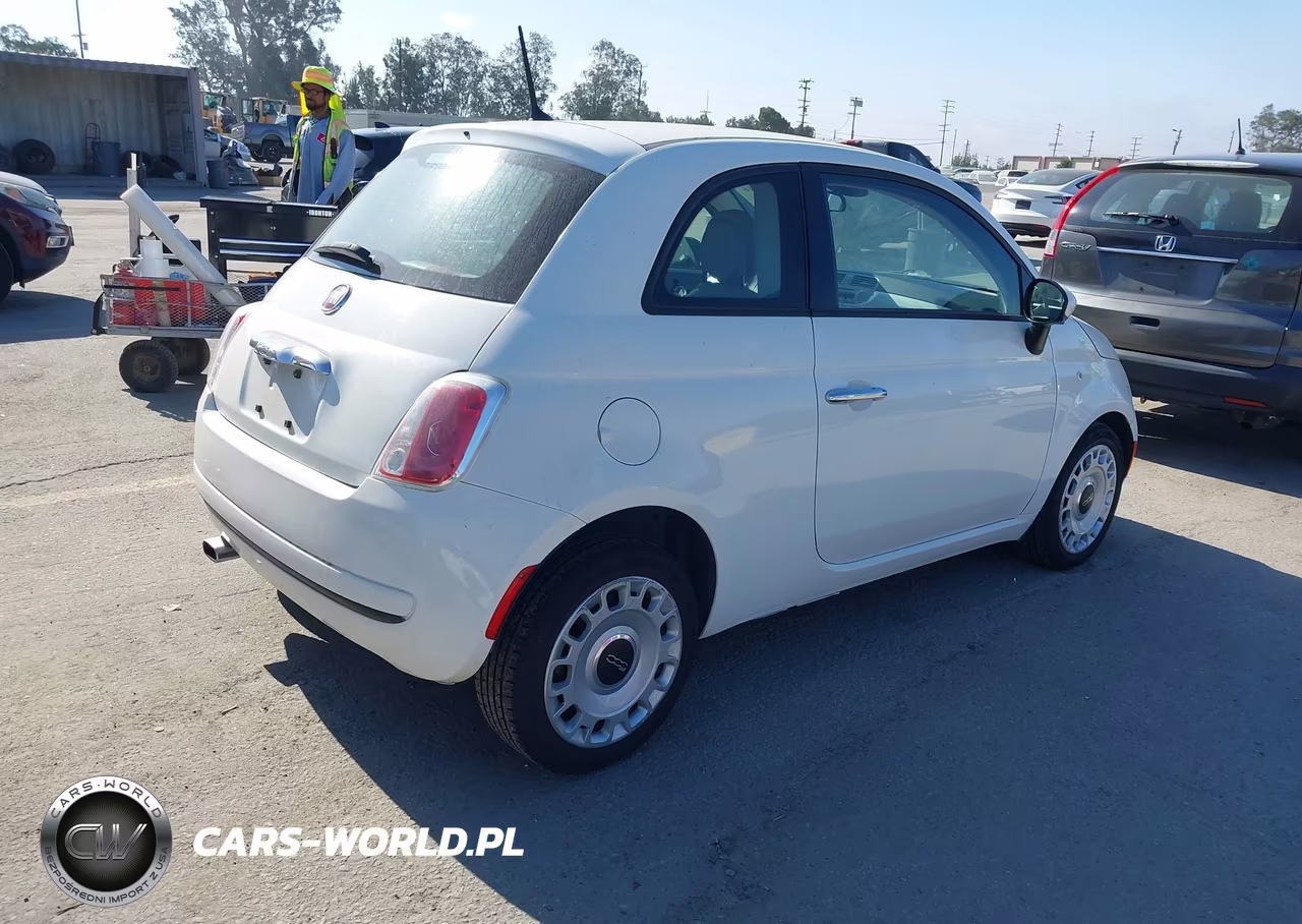 2015 Fiat 500 Pop VIN:3C3CFFAR1FT545328 - 4