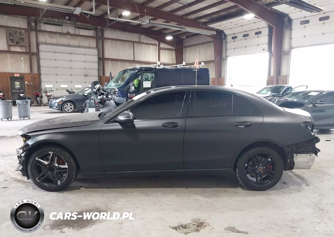 2016 Mercedes-Benz C 300 4Matic VIN:55SWF4KBXGU172948 - 14