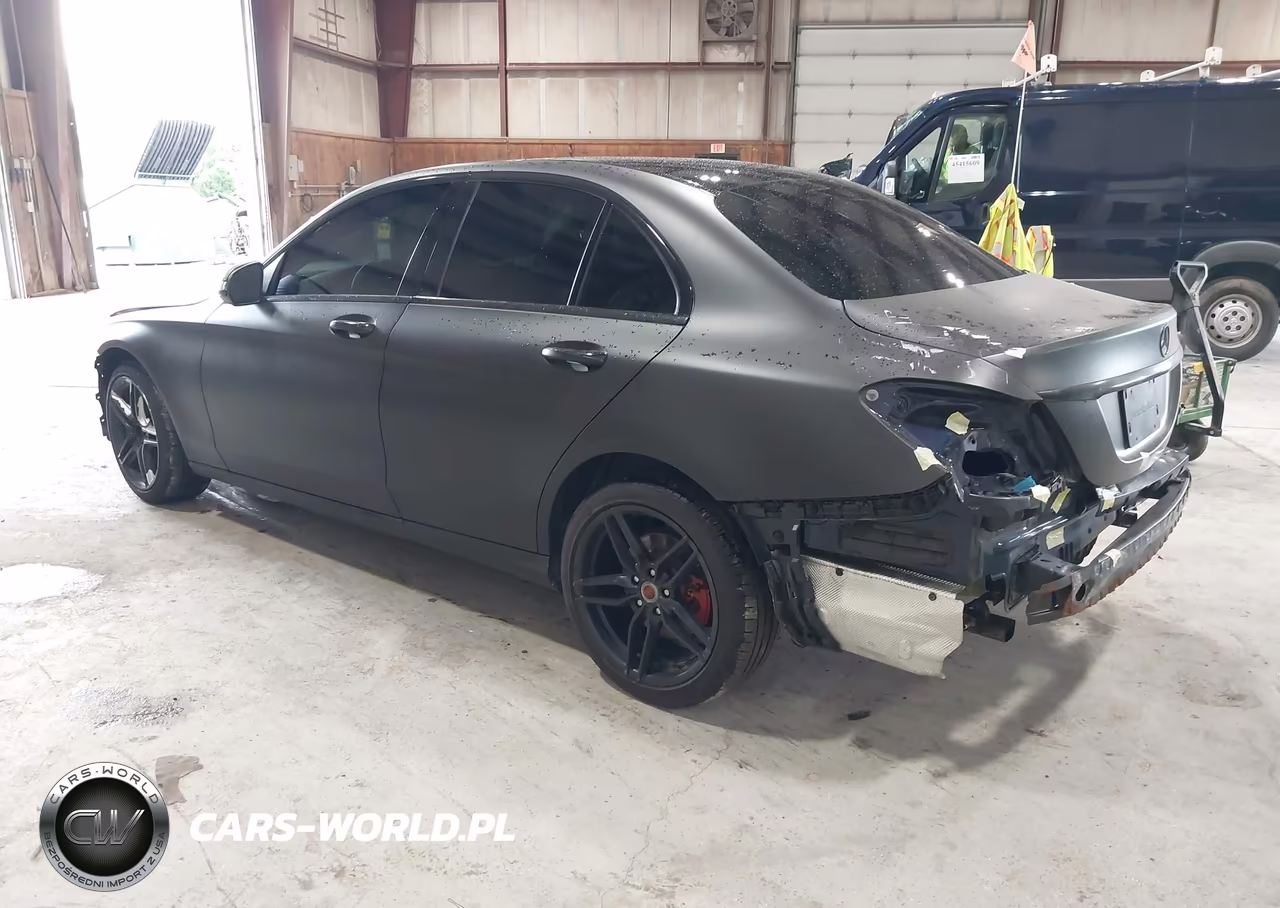 2016 Mercedes-Benz C 300 4Matic VIN:55SWF4KBXGU172948 - 3