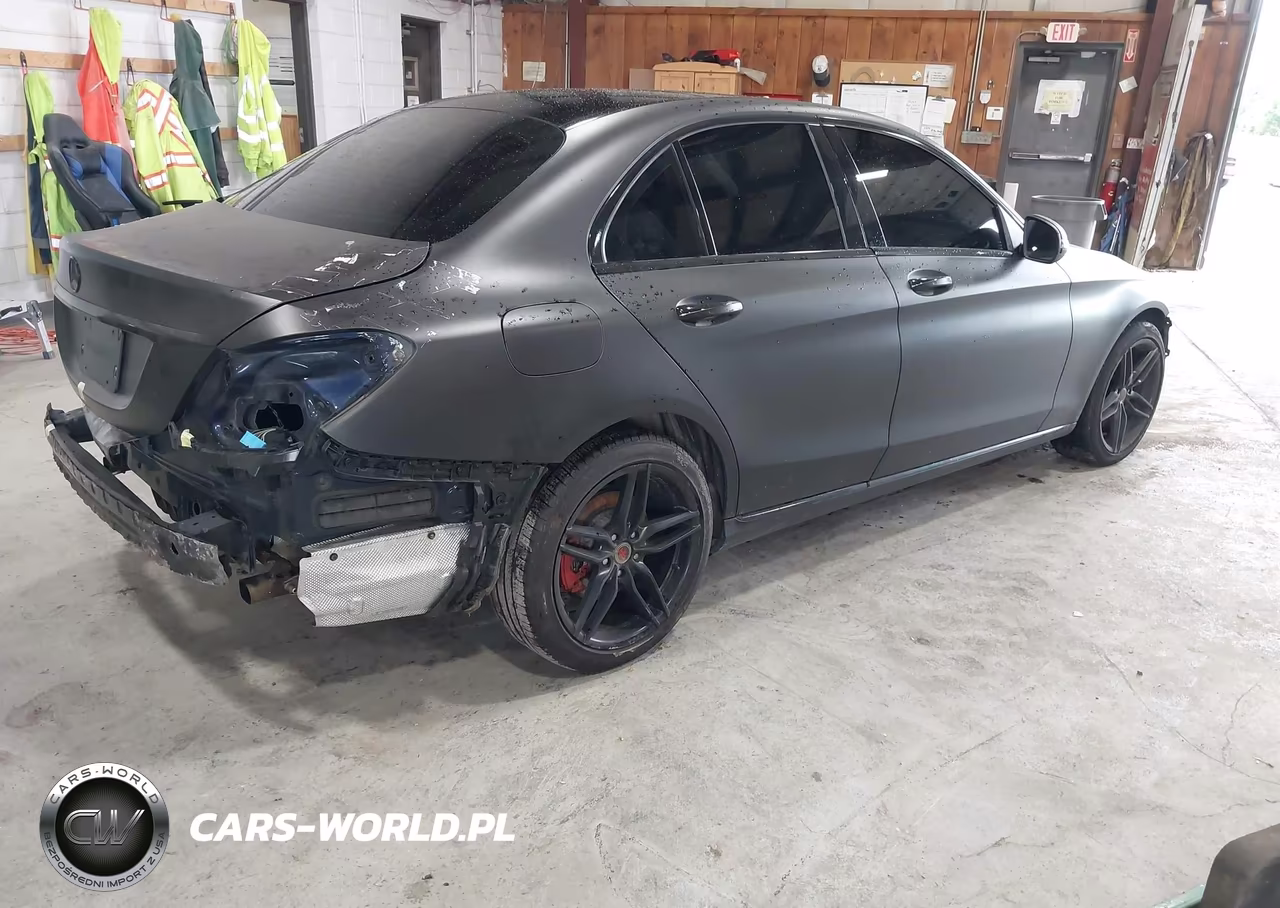 2016 Mercedes-Benz C 300 4Matic VIN:55SWF4KBXGU172948 - 4