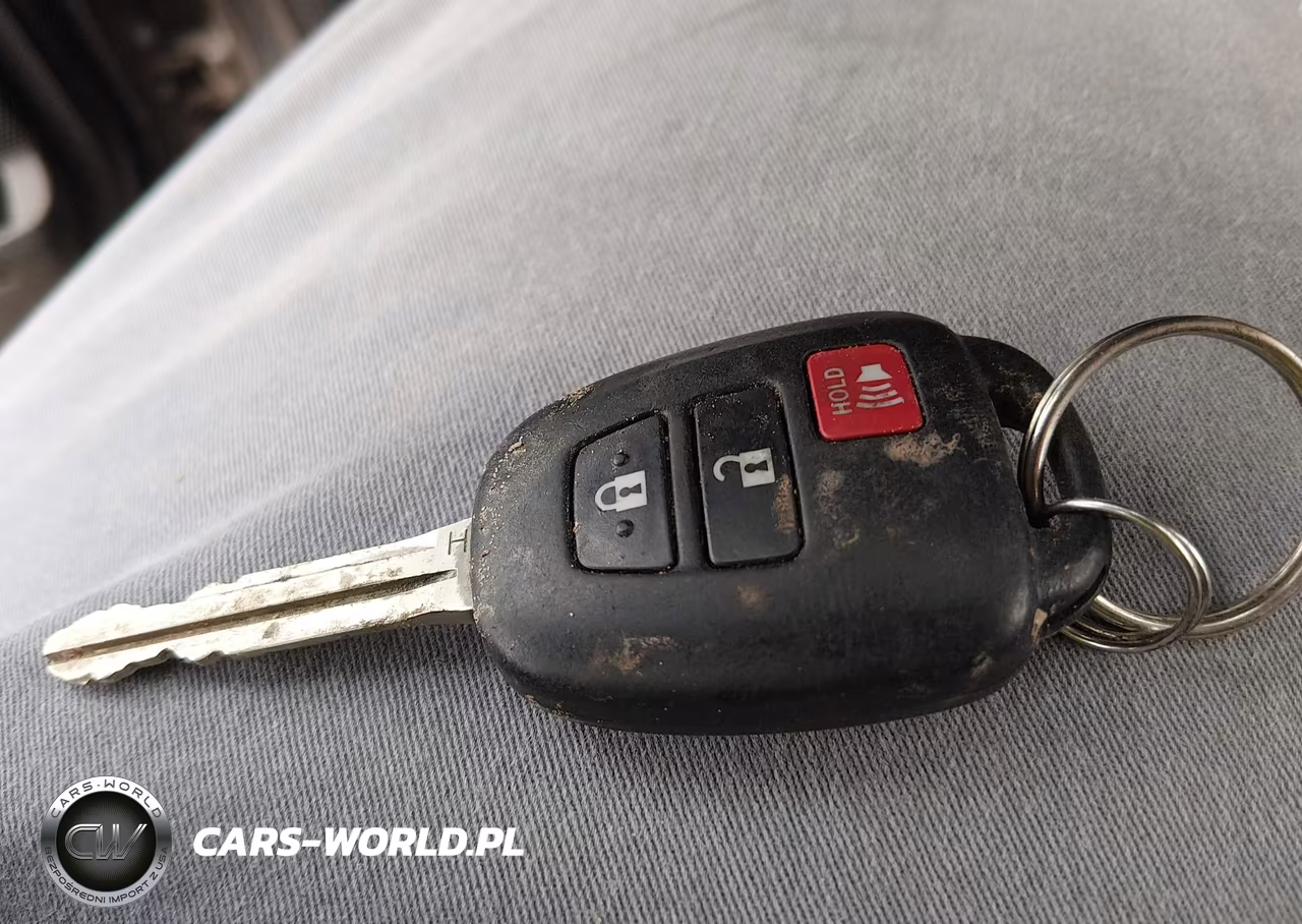 2018 Toyota Rav4 Le VIN:JTMBFREV7JJ209148 - 11