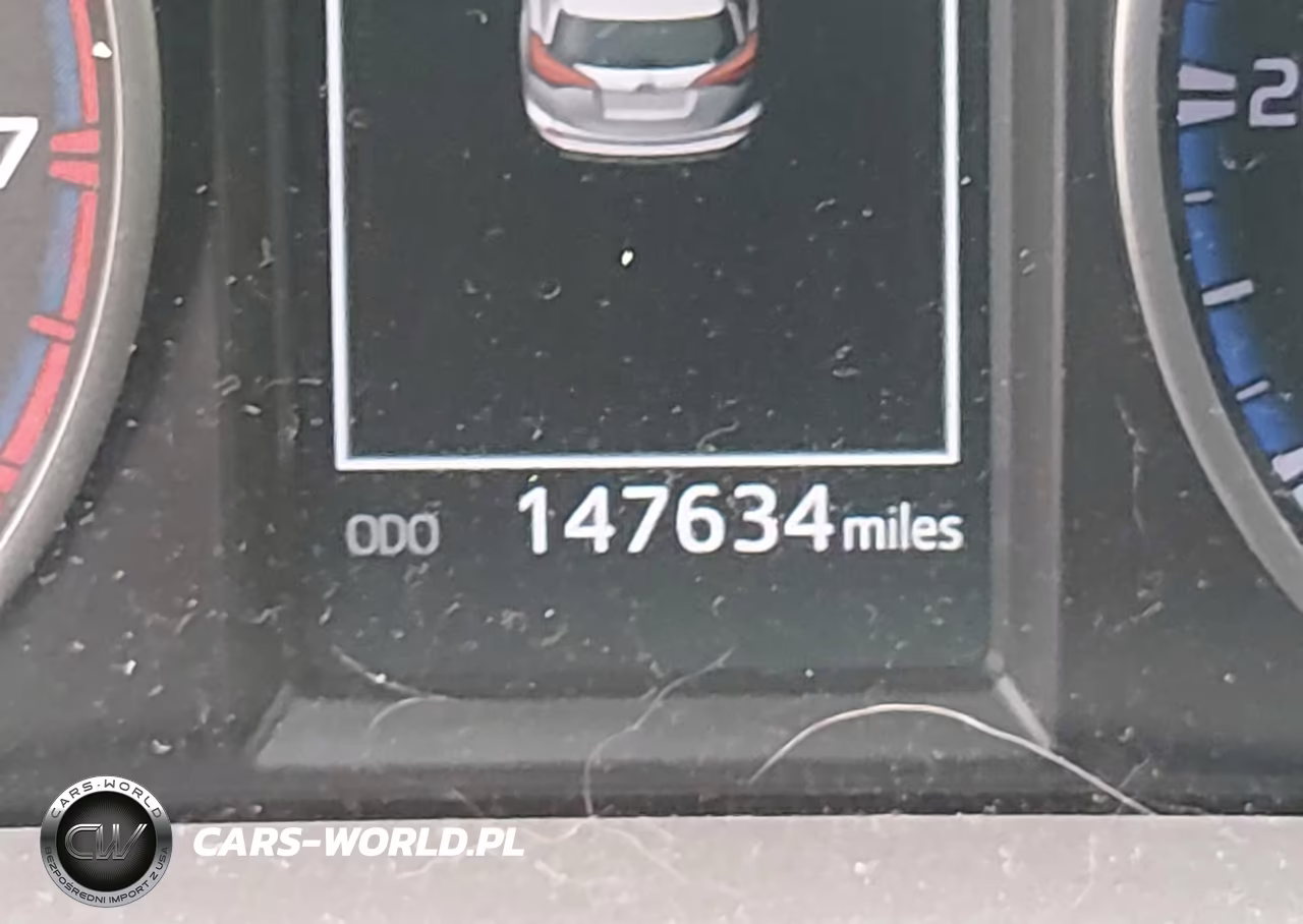 2018 Toyota Rav4 Le VIN:JTMBFREV7JJ209148 - 16