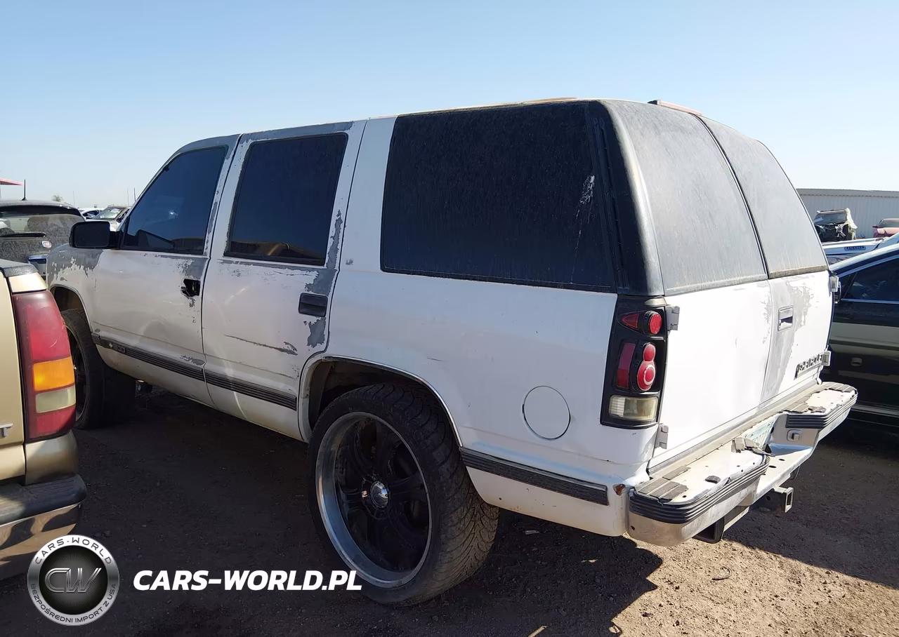 1996 Chevrolet Tahoe K1500 VIN:1GNEK13R8TJ340924 - 3