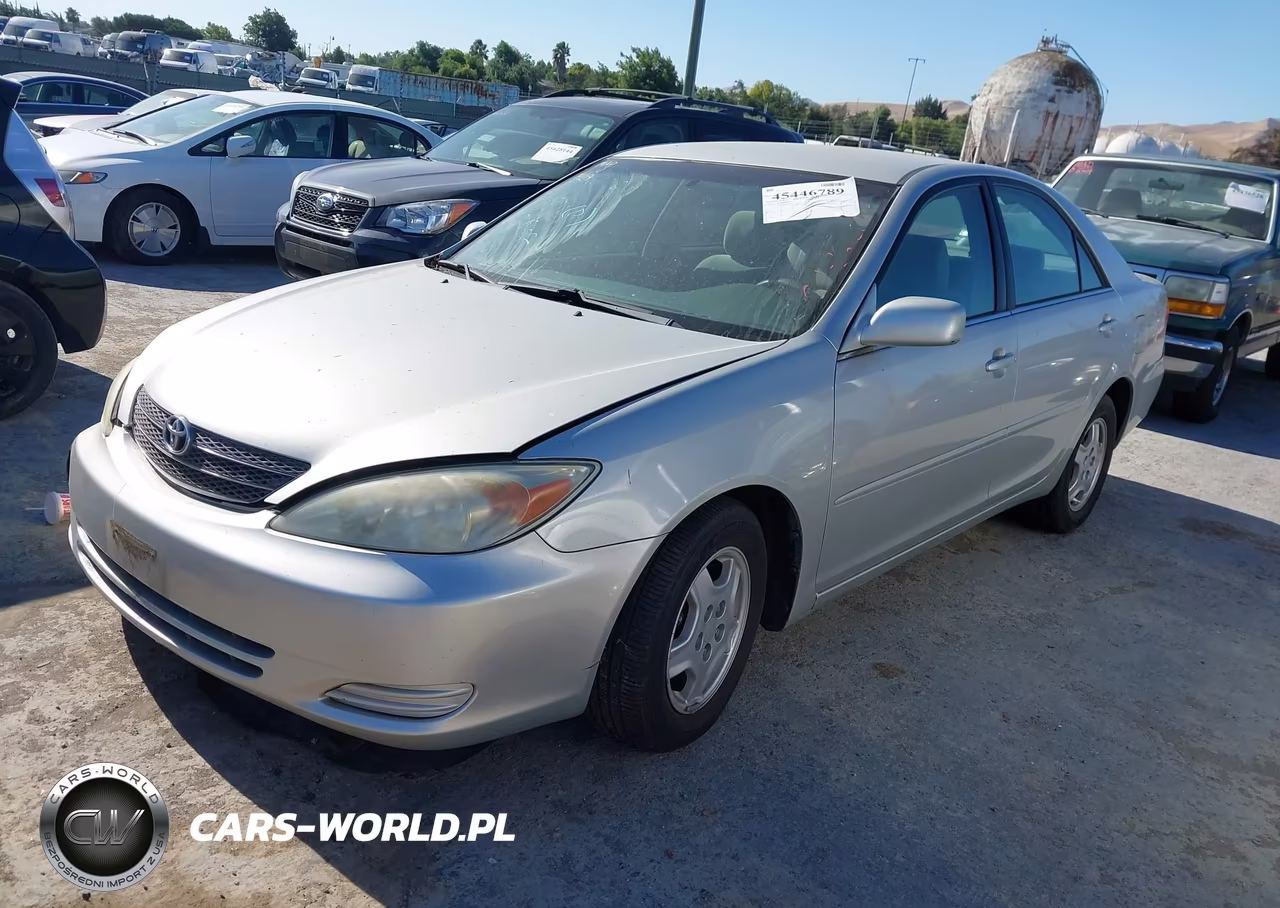 2002 Toyota Camry Le VIN:4T1BF30K92U022709 - 2
