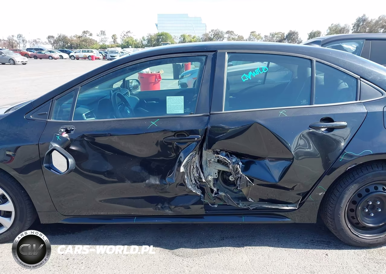 2020 Toyota Corolla Le VIN:5YFEPRAE8LP103788 - 14