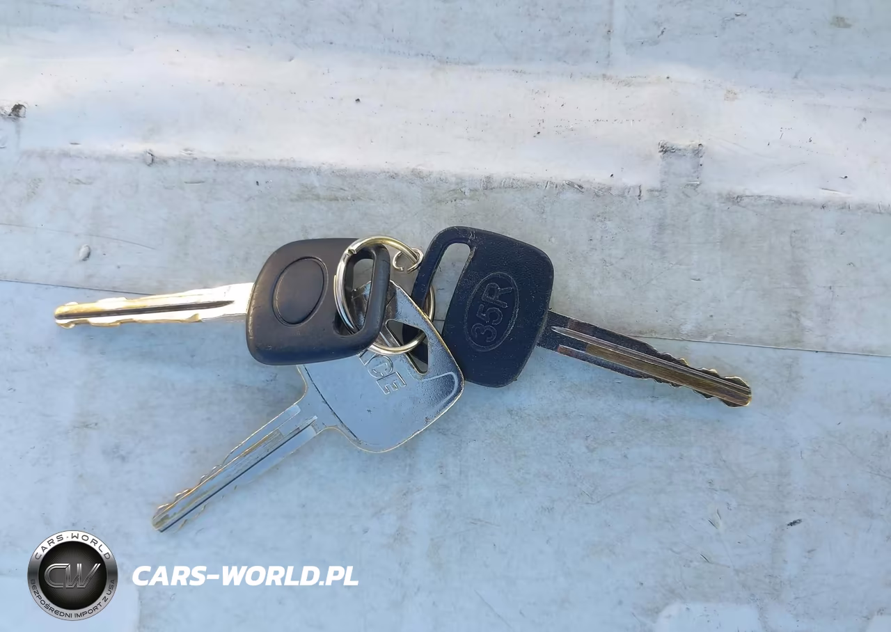 1998 Toyota Camry Le VIN:JT2BG22K9W0186606 - 11
