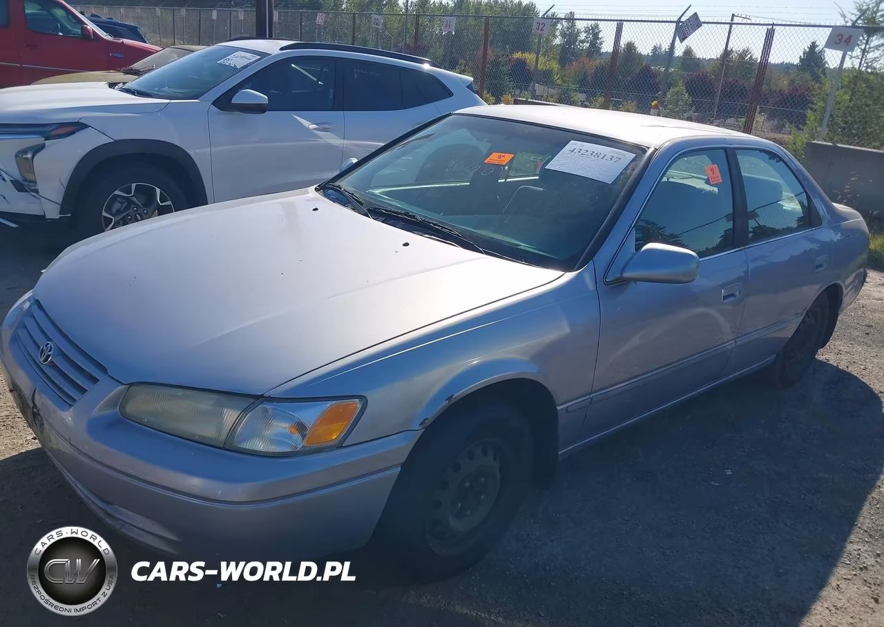 1998 Toyota Camry Le VIN:JT2BG22K9W0186606 - 2