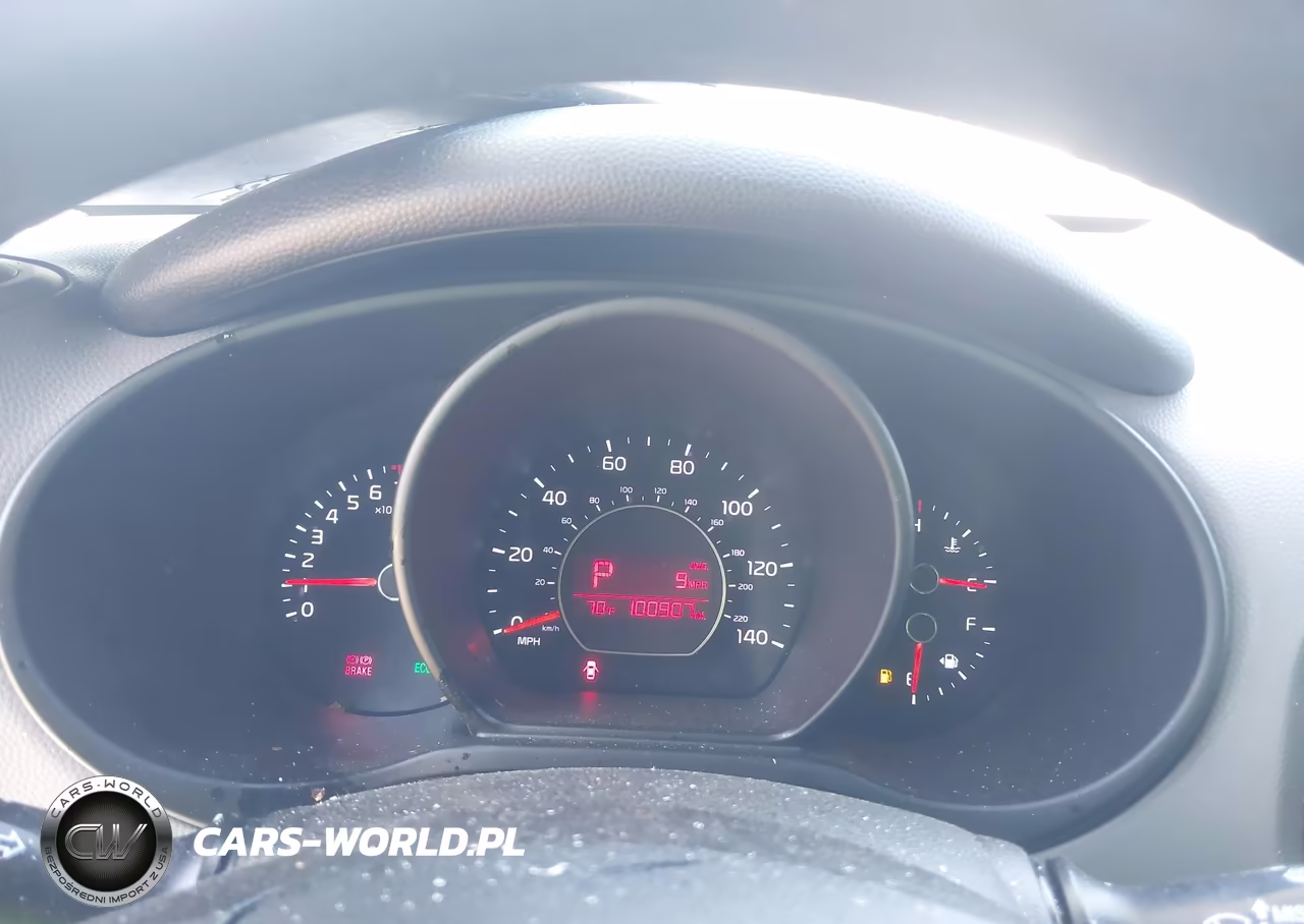 2016 Kia Soul VIN:KNDJN2A23G7245863 - 7