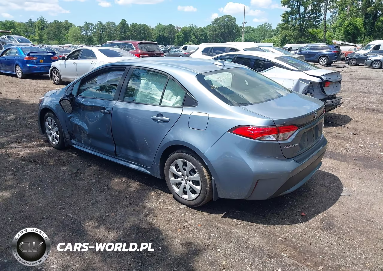 2021 Toyota Corolla Le VIN:JTDEPMAE1MJ167647 - 3