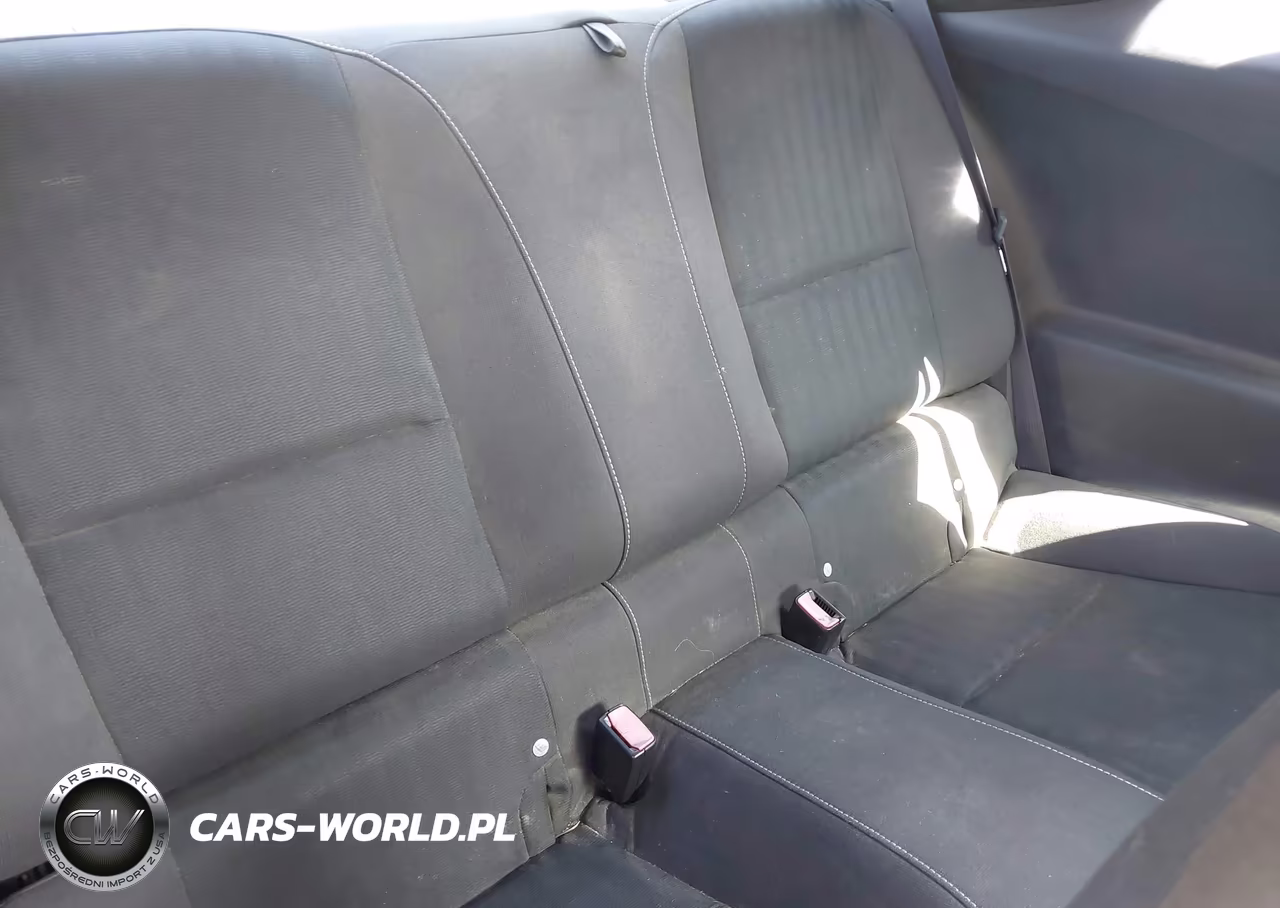 2011 Chevrolet Camaro 2Ls VIN:2G1FA1EDXB9108023 - 8