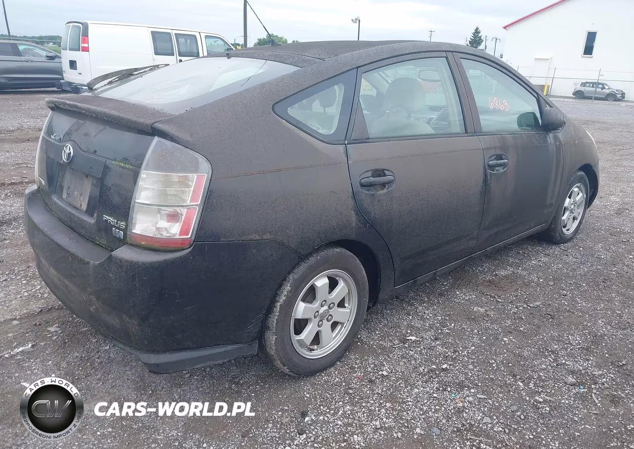 2004 Toyota Prius VIN:JTDKB20U340061270 - 4