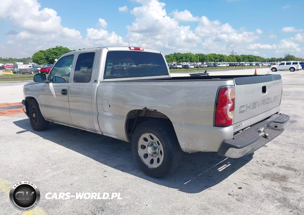 2006 Chevrolet Silverado 1500 Work Truck VIN:2GCEC19V861144040 - 3