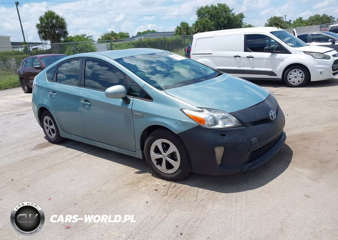 2013 Toyota Prius Two – zdjęcie 1 z 16