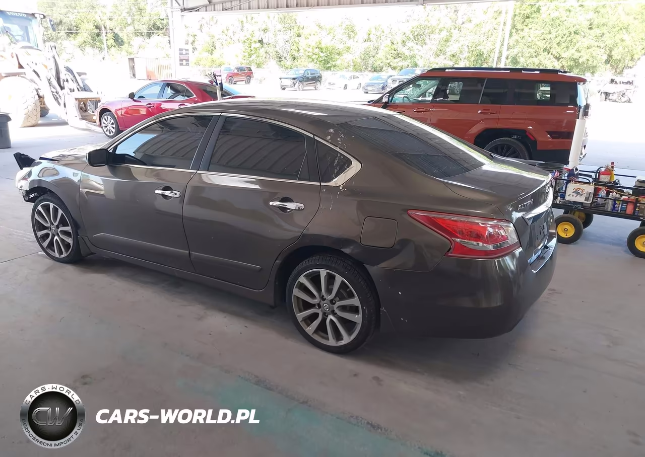 2013 Nissan Altima 2.5 S VIN:1N4AL3AP4DC154701 - 3