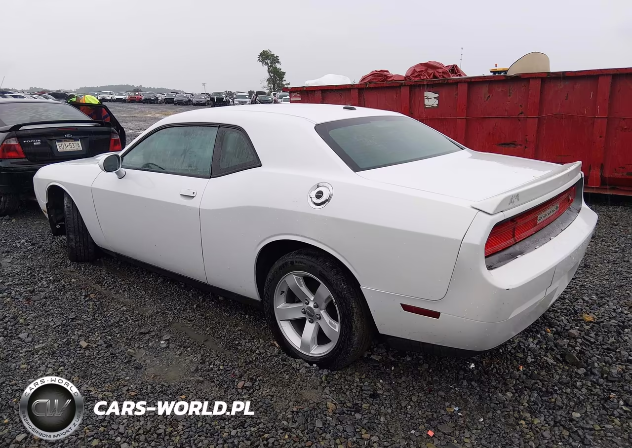 2014 Dodge Challenger Sxt VIN:2C3CDYAG9EH110600 - 3