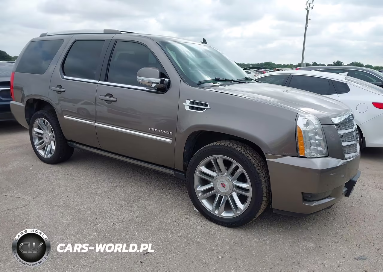 2011 Cadillac Escalade Platinum Edition