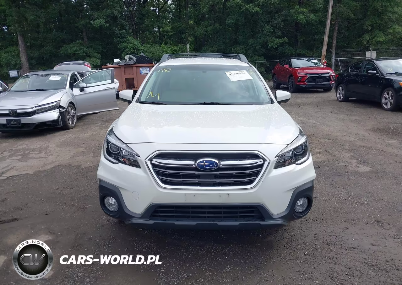 2018 Subaru Outback 2.5I Premium VIN:4S4BSACC0J3389488 - 12