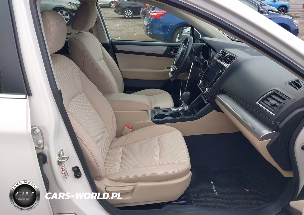 2018 Subaru Outback 2.5I Premium VIN:4S4BSACC0J3389488 - 5