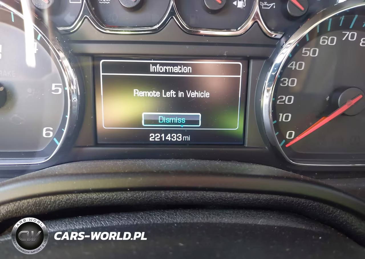2015 Chevrolet Tahoe Ltz VIN:1GNSCCKC3FR520746 - 16