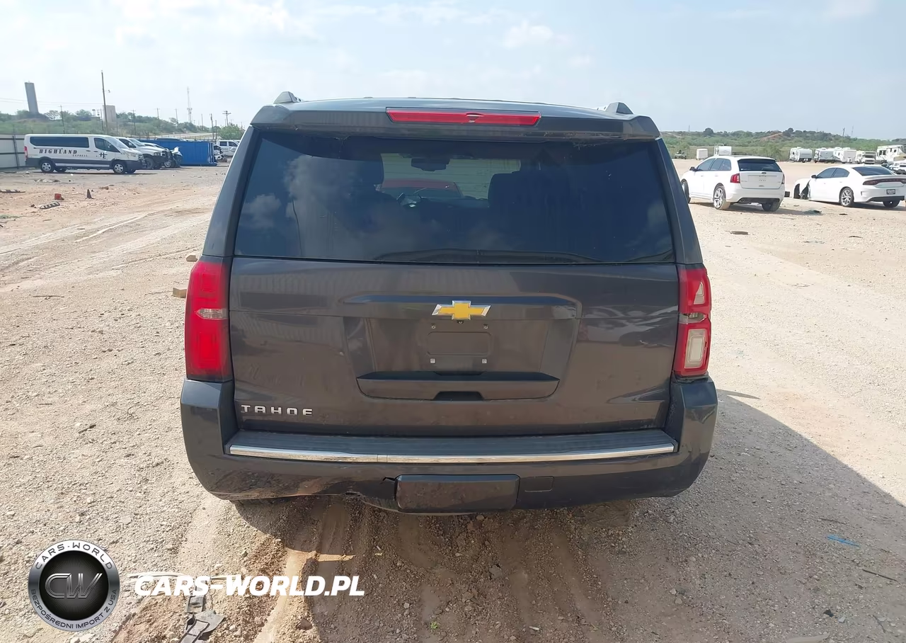 2015 Chevrolet Tahoe Ltz VIN:1GNSCCKC3FR520746 - 17