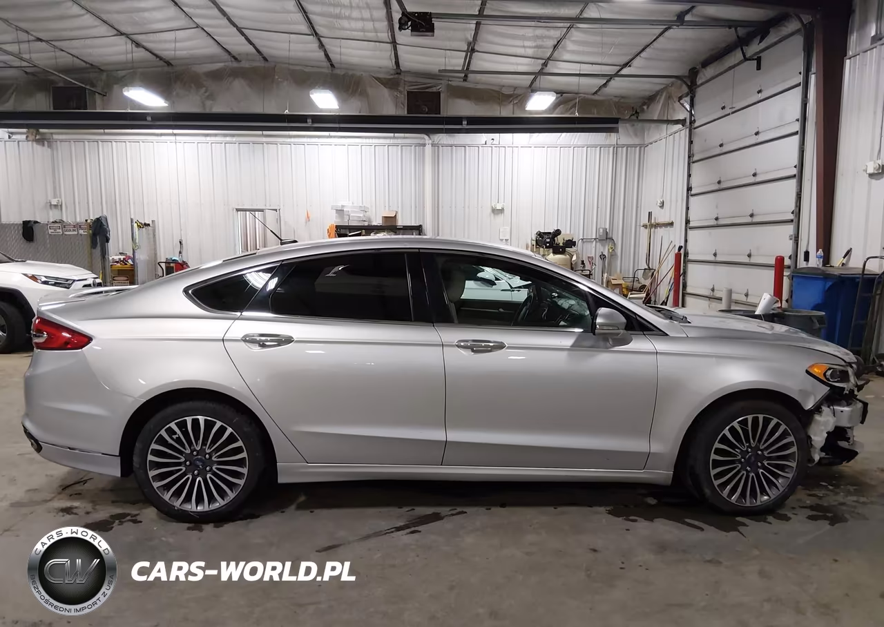 2018 Ford Fusion Titanium VIN:3FA6P0D91JR225355 - 14