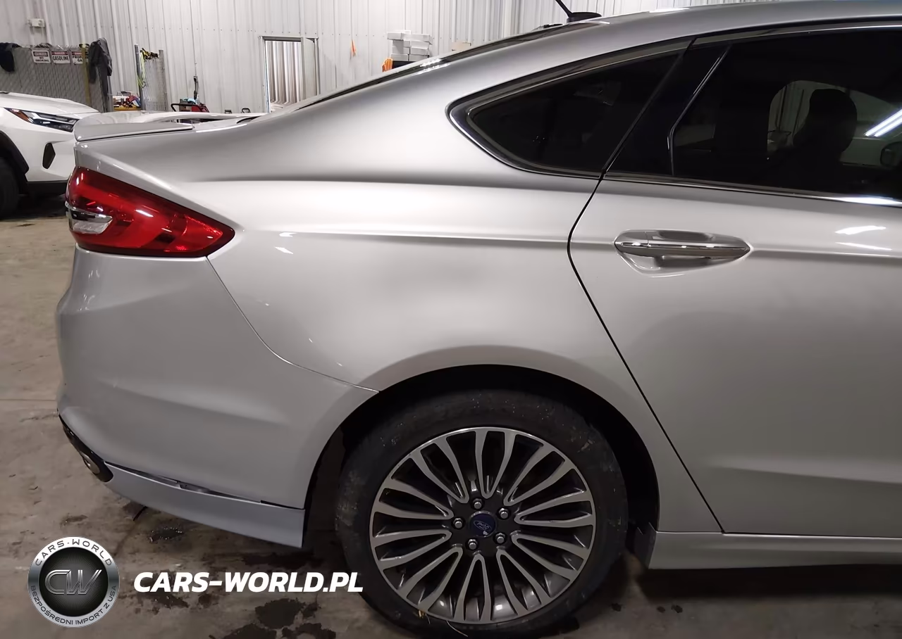 2018 Ford Fusion Titanium VIN:3FA6P0D91JR225355 - 19