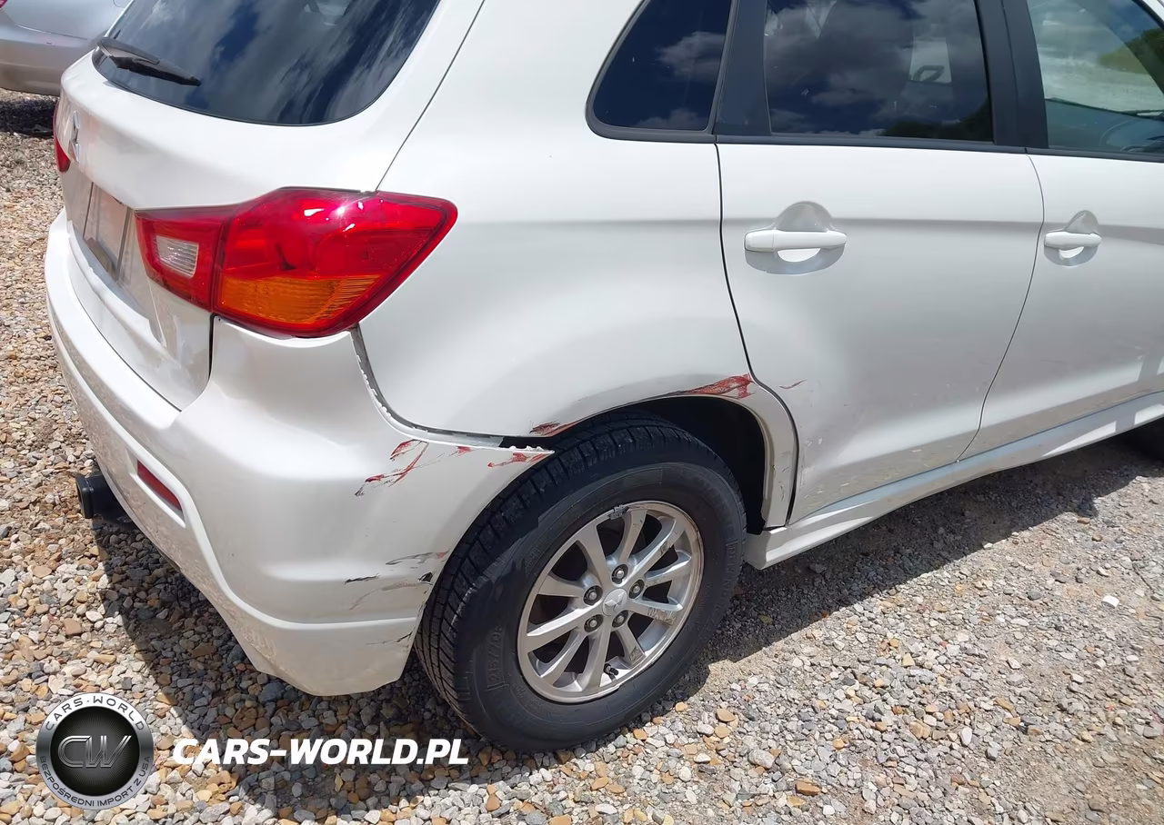 2011 Mitsubishi Outlander Sport Es VIN:JA4AP3AU9BZ005841 - 6