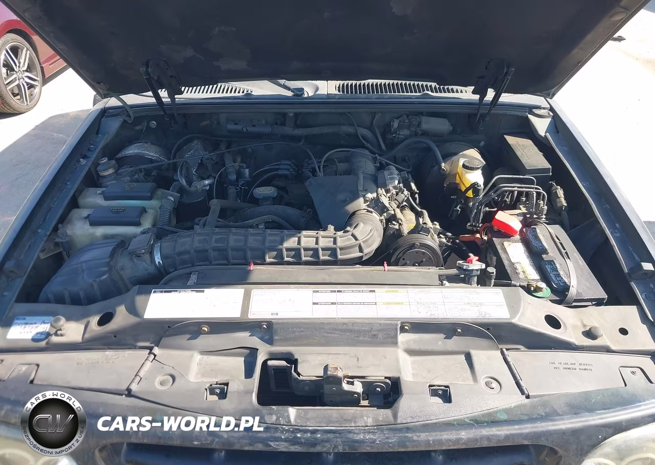 1998 Ford Explorer Sport VIN:1FMYU22X5WUC61232 - 10