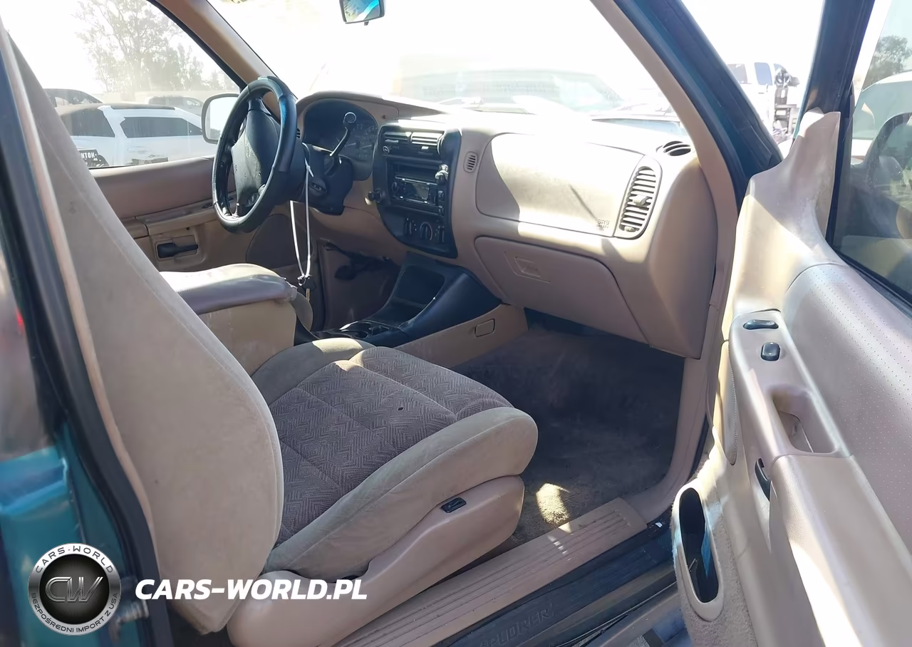 1998 Ford Explorer Sport VIN:1FMYU22X5WUC61232 - 5