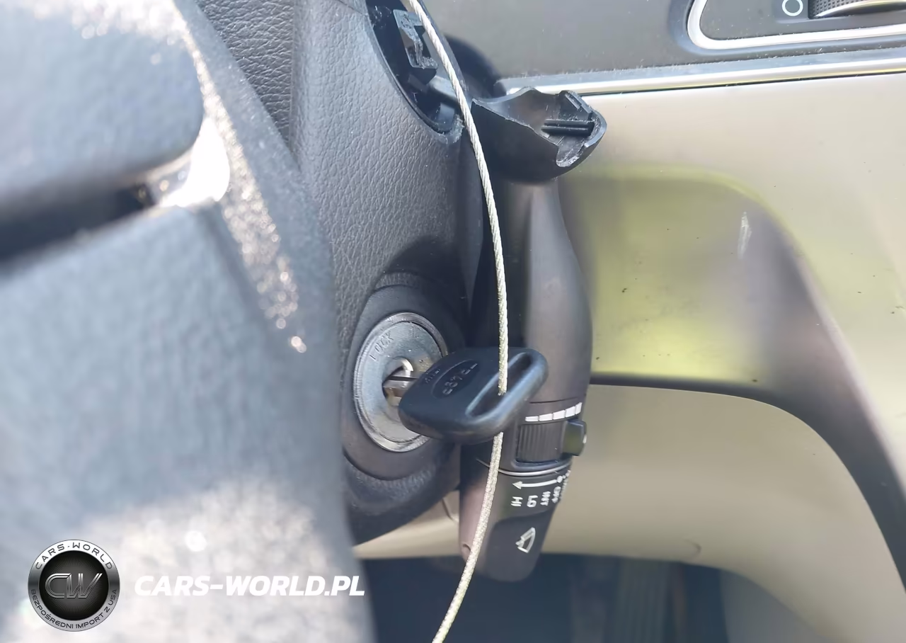 2015 Hyundai Sonata Sport VIN:5NPE34AF8FH061518 - 11
