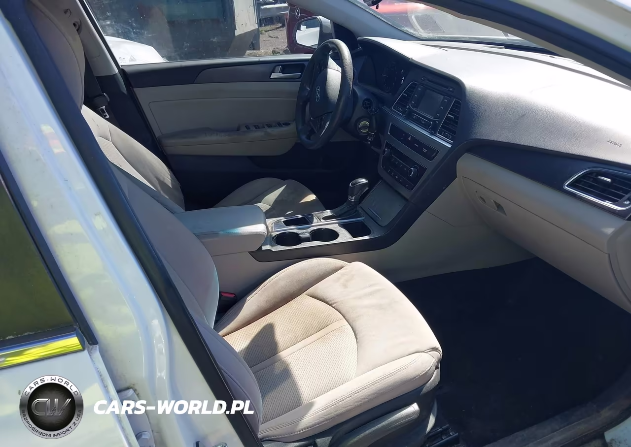 2015 Hyundai Sonata Sport VIN:5NPE34AF8FH061518 - 5