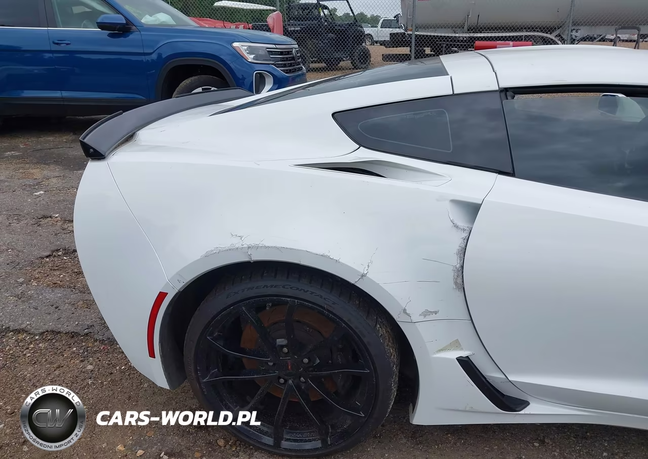 2019 Chevrolet Corvette Grand Sport VIN:1G1YW2D7XK5111335 - 19